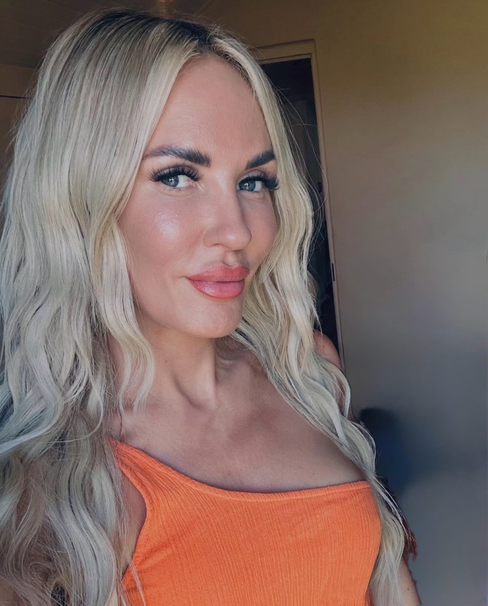 Kirsty — founder of Elle Vie