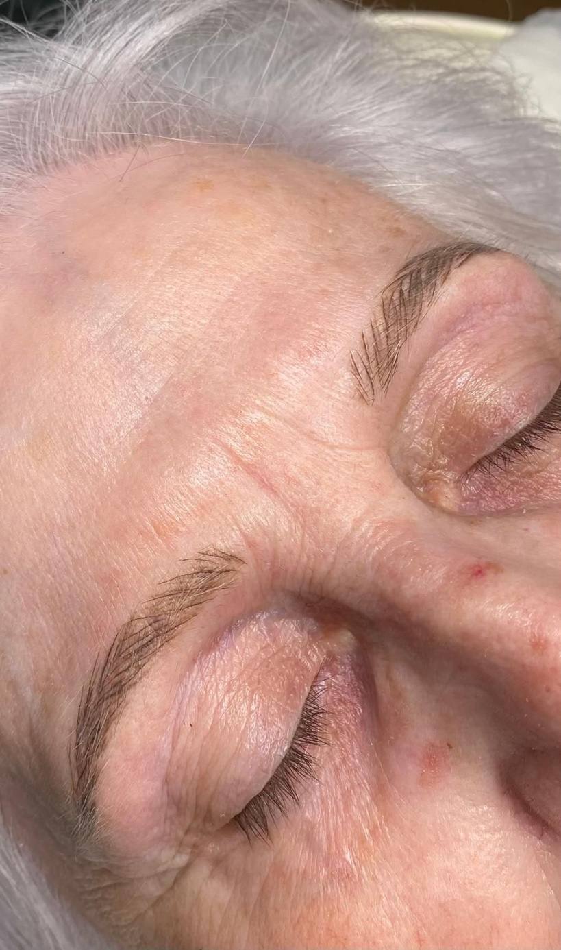 Semi-permanent eyebrows New Brighton